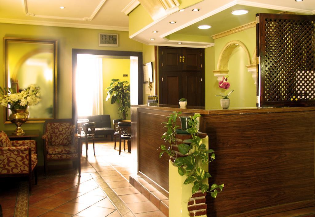Hostal Los Guerreros Toledo Kültér fotó