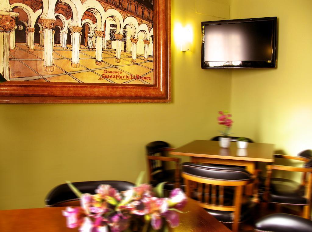 Hostal Los Guerreros Toledo Kültér fotó